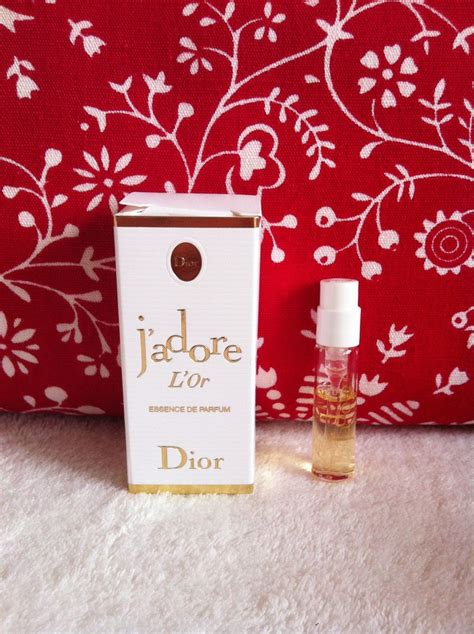 échantillon j'adore dior|parfum Dior france.